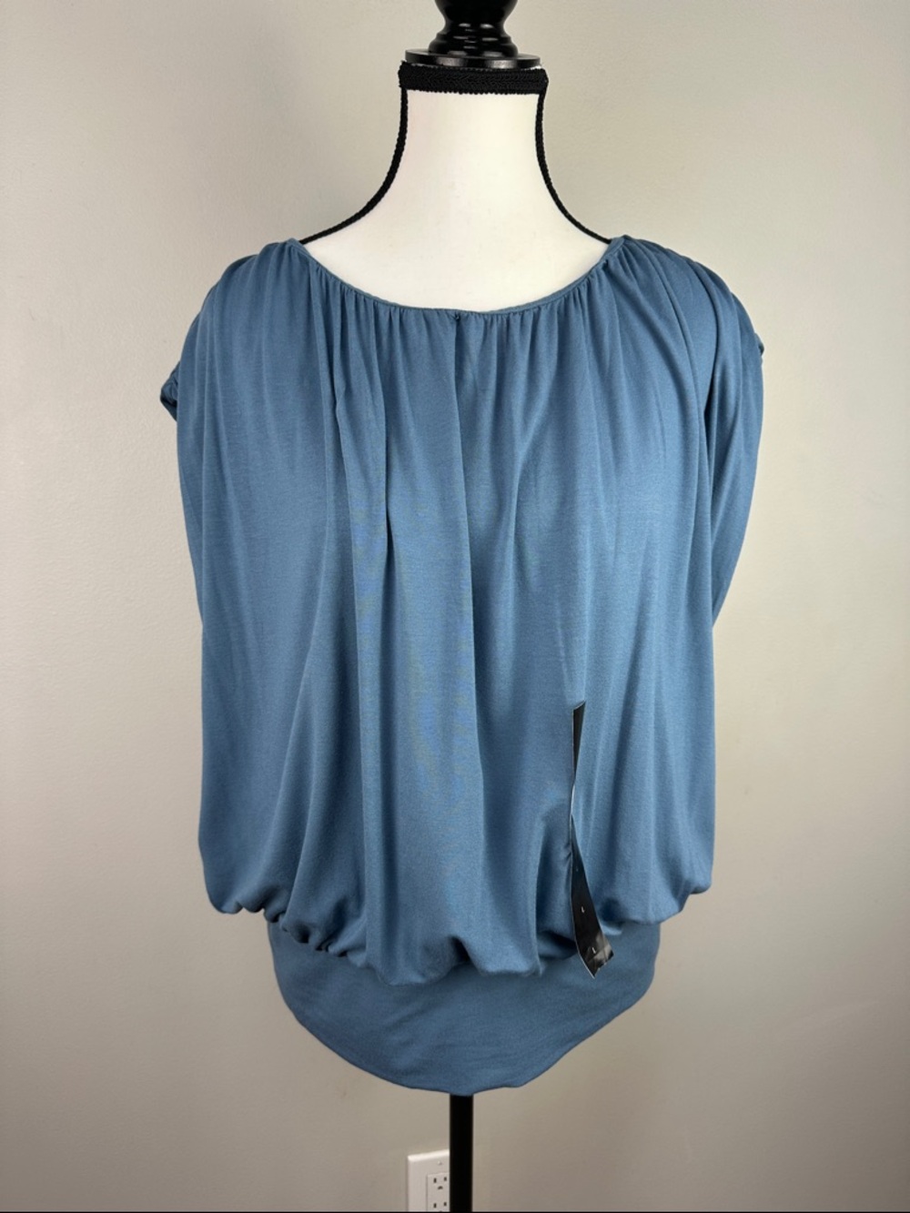 Banana Republic Factory Shirred Top in Preppy Navy NEW! - Picture 6 of 9